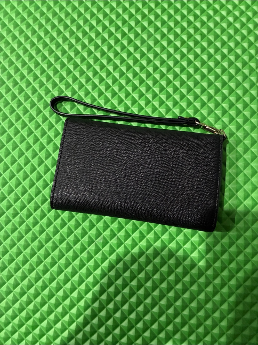 kate spade Black Saffiano Wristlet Wallet with Gold Logo - Picture 3 of 3